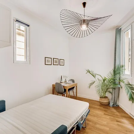 * Stylish & Modern Apt. * Montparnasse * * Parigi